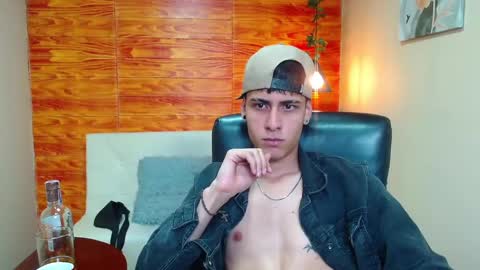 Snapshot of bastiaan_28 chatting on 12-04-24, 06:22 Bastian online show from 12-04-24, 06:22