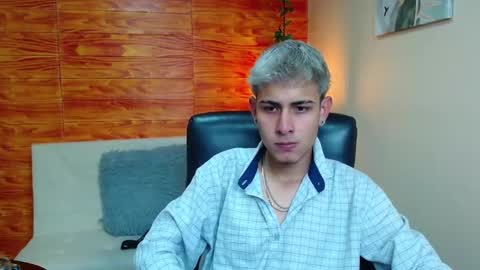 Snapshot of bastiaan_28 chatting on 12-26-24, 03:06 Bastian online show from 12-26-24, 03:06