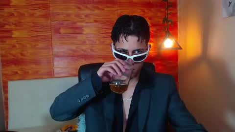 Snapshot of bastiaan_28 chatting on 03-04-25, 09:07 Bastian online show from 03-04-25, 09:07