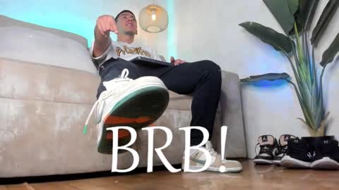 Bastian Independent Model online show from 03-27-26, 12:05