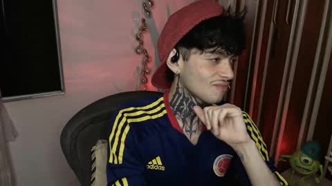 Bastiel online show from 12-05-25, 01:58