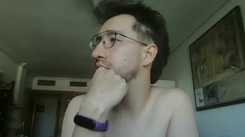 Snapshot of bastnb chatting on 05-27-26, 09:17 bastian online show from 05-27-26, 09:17