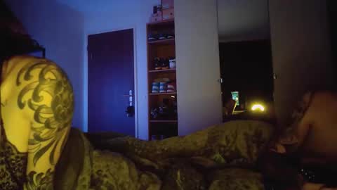 Snapshot of bastone66 chatting on 11-16-25, 01:00 bastone66 online show from 11-16-25, 01:00