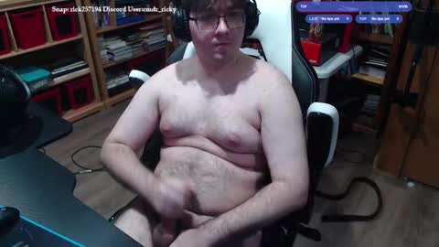 Snapshot of baterricky chatting on 10-19-25, 03:23 Ricky online show from 10-19-25, 03:23