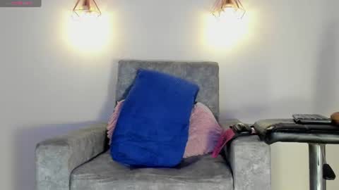 Snapshot of battista_turner chatting on 06-27-26, 07:52 battista online show from 06-27-26, 07:52