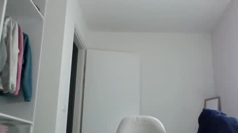 ray online show from 01-08-26, 04:42