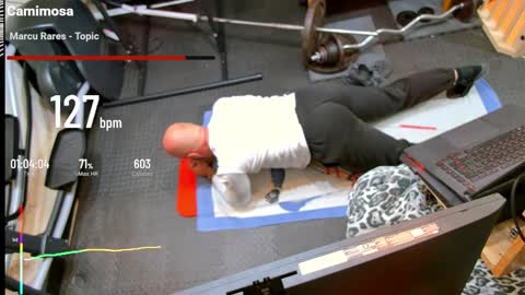 Snapshot of bazzz_8 chatting on 11-25-25, 06:52 bazzz_8 online show from 11-25-25, 06:52