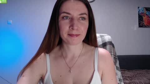 Snapshot of bb__bonami_ chatting on 05-24-26, 04:45 bb__bonami_ online show from 05-24-26, 04:45