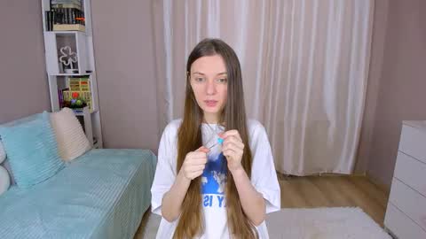 Snapshot of bb_lourels_ chatting on 01-11-26, 12:32 Lourel I will be here on and online show from 01-11-26, 12:32