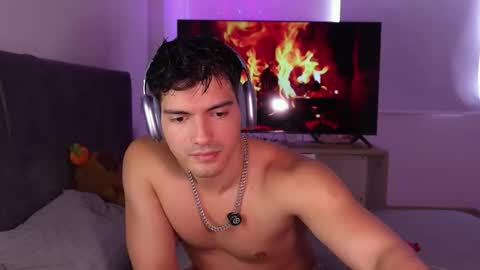 Snapshot of bbbeachboy chatting on 01-16-26, 09:08 Valentino online show from 01-16-26, 09:08