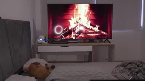 Snapshot of bbbeachboy chatting on 03-10-26, 09:09 Valentino online show from 03-10-26, 09:09