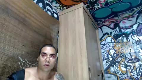 Snapshot of bbc_monster1 chatting on 09-28-25, 12:05 Justin online show from 09-28-25, 12:05