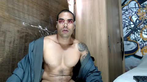 Snapshot of bbc_monster1 chatting on 10-02-25, 06:04 Justin online show from 10-02-25, 06:04