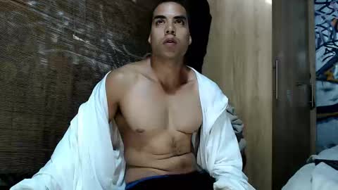 Snapshot of bbc_monster1 chatting on 11-30-25, 09:08 Justin online show from 11-30-25, 09:08