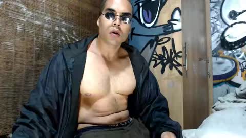 Snapshot of bbc_monster1 chatting on 02-17-26, 11:33 Justin online show from 02-17-26, 11:33