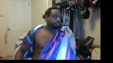 Snapshot of bbc_rocker chatting on 12-25-24, 07:45 rocker n queen online show from 12-25-24, 07:45