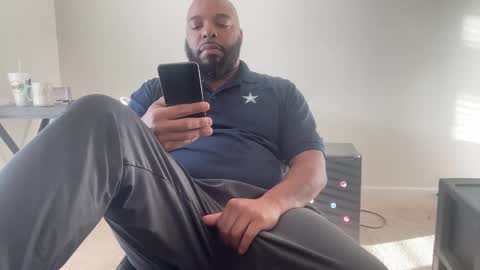 Snapshot of bbcfun44 chatting on 01-16-26, 02:43 Zaddy online show from 01-16-26, 02:43