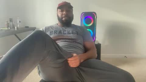 Snapshot of bbcfun44 chatting on 02-20-26, 02:28 Zaddy online show from 02-20-26, 02:28