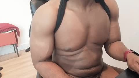 bbcthomas123112 online show from 04-01-26, 03:20