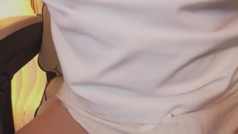 Snapshot of bbgabriellaxx chatting on 02-01-26, 01:04 Gabriella online show from 02-01-26, 01:04