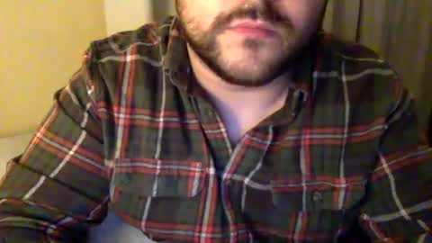 Snapshot of bbry10 chatting on 12-31-24, 04:16 Latino B-Ray online show from 12-31-24, 04:16