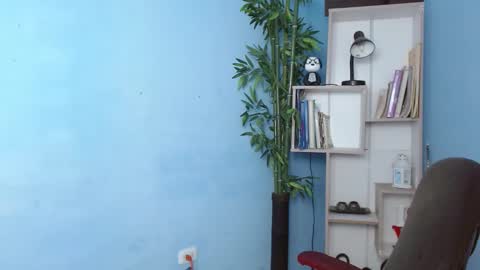 Charlote online show from 02-21-25, 06:04