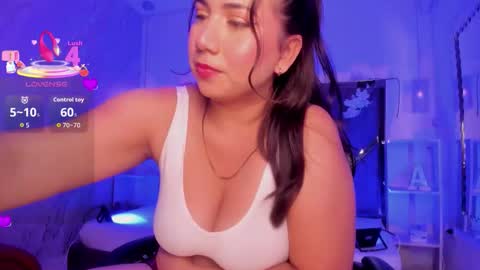 Snapshot of bbwcloe chatting on 11-27-25, 04:47 Cloe online show from 11-27-25, 04:47