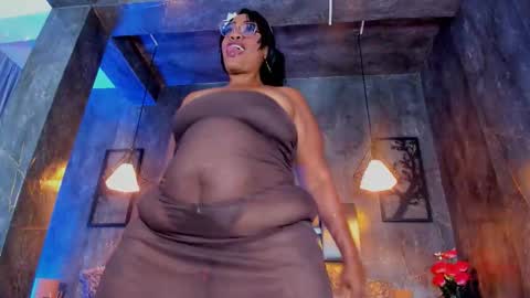 Snapshot of bbwlatina01 chatting on 03-23-26, 05:28 Bbwlatina01 online show from 03-23-26, 05:28