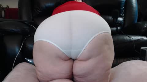 Julie online show from 12-22-25, 12:57