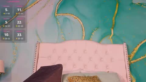 Snapshot of bbyalexxxa chatting on 11-07-25, 01:11 Alexxa online show from 11-07-25, 01:11