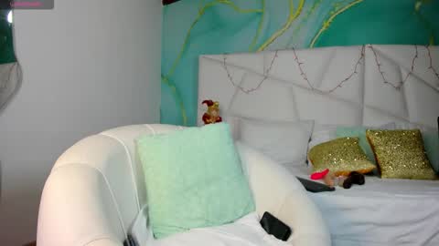 Snapshot of bbyalexxxa chatting on 12-02-25, 12:32 Alexxa online show from 12-02-25, 12:32