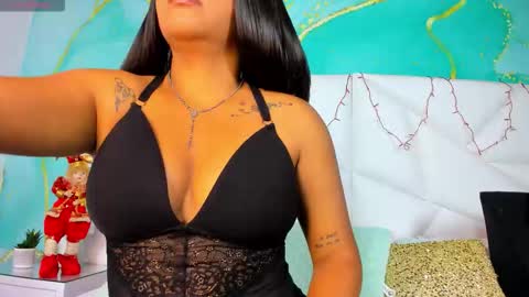 Snapshot of bbyalexxxa chatting on 12-17-25, 12:44 Alexxa online show from 12-17-25, 12:44