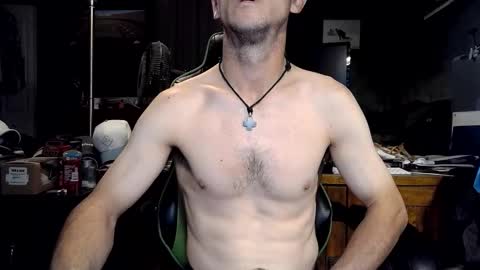 Snapshot of bchillin28 chatting on 10-19-25, 10:54 bchillin28 online show from 10-19-25, 10:54