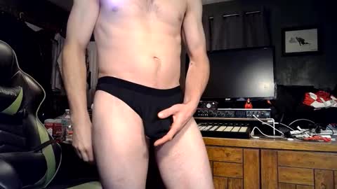 Snapshot of bchillin28 chatting on 02-20-26, 06:59 bchillin28 online show from 02-20-26, 06:59