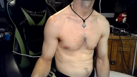 Snapshot of bchillin28 chatting on 04-17-26, 02:36 bchillin28 online show from 04-17-26, 02:36