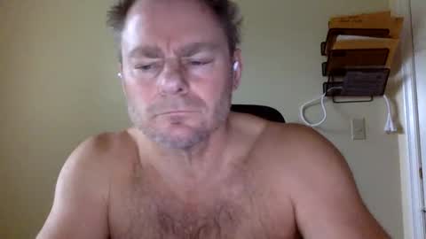 Snapshot of bcjonny chatting on 12-20-24, 05:29 BCJonny online show from 12-20-24, 05:29