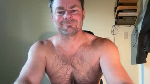 Snapshot of bcjonny chatting on 11-13-25, 09:14 BCJonny online show from 11-13-25, 09:14