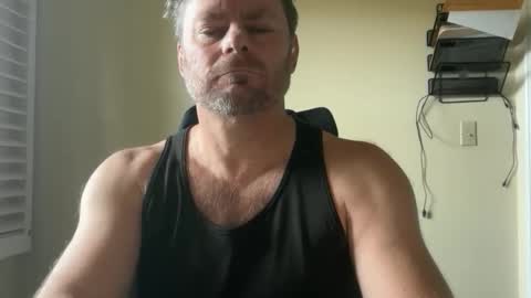 Snapshot of bcjonny chatting on 01-05-26, 09:29 BCJonny online show from 01-05-26, 09:29