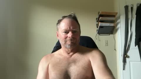 Snapshot of bcjonny chatting on 04-12-26, 08:25 BCJonny online show from 04-12-26, 08:25