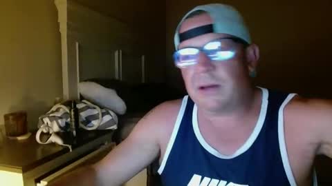 Snapshot of bdon1977 chatting on 09-14-25, 07:07 bdon1977 online show from 09-14-25, 07:07