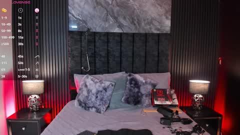 Snapshot of bdsm_doll chatting on 12-20-25, 10:22 Danna online show from 12-20-25, 10:22