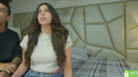 Snapshot of be_curiouss_ chatting on 02-16-26, 12:23 Helena Evan online show from 02-16-26, 12:23