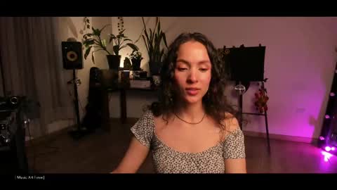 Snapshot of be_lov chatting on 02-27-25, 10:53 Call me Bells Next Stream on Wednesday Feb 26 online show from 02-27-25, 10:53