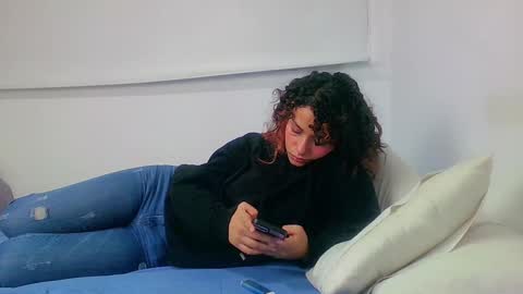 Snapshot of be_sinners chatting on 12-24-24, 02:10 Sara  Juan online show from 12-24-24, 02:10