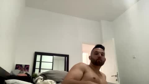 Snapshot of beachboyhardonyou chatting on 02-20-26, 12:16 beachboyhardonyou online show from 02-20-26, 12:16