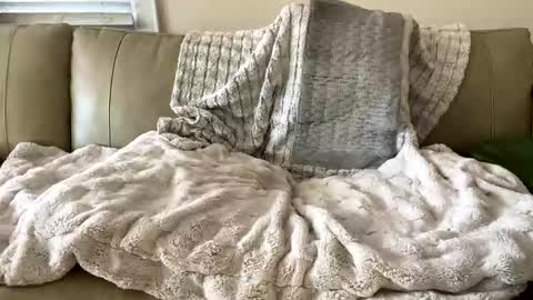 BeachyMILF online show from 11-28-25, 07:38