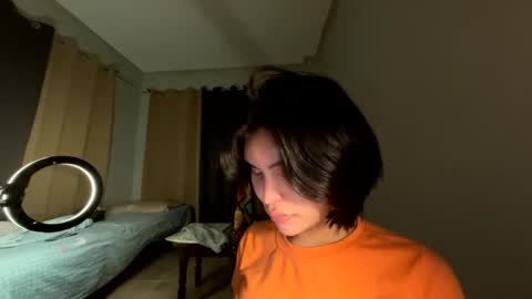 Snapshot of beagarza chatting on 10-12-25, 12:26 Miss B online show from 10-12-25, 12:26