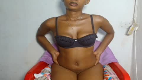 Snapshot of beakimber50 chatting on 06-22-26, 11:24 beakimber50 online show from 06-22-26, 11:24