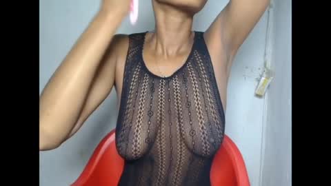 Snapshot of beakimber50 chatting on 07-19-26, 12:14 beakimber50 online show from 07-19-26, 12:14