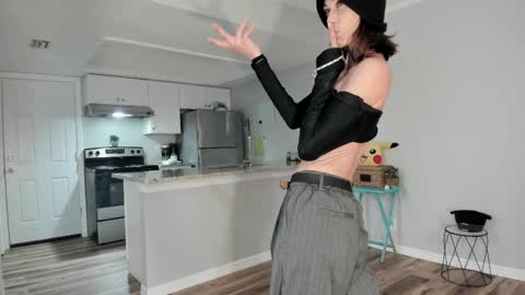 beaniebaby2 online show from 04-26-26, 12:41